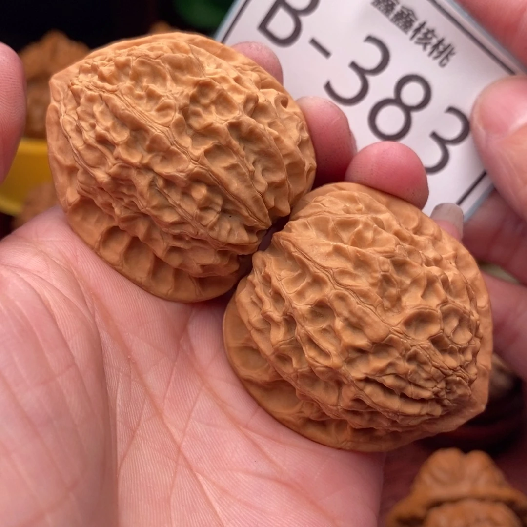 文玩核桃把件金牛39