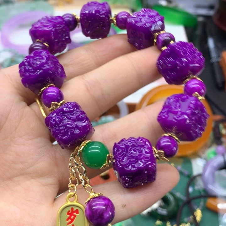 苏纪石（舒俱来）合金颈饰吊坠