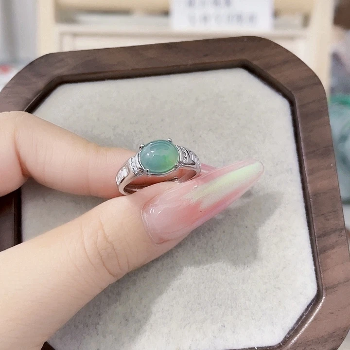 翡翠未镶嵌颈饰天然翡翠Ａ货