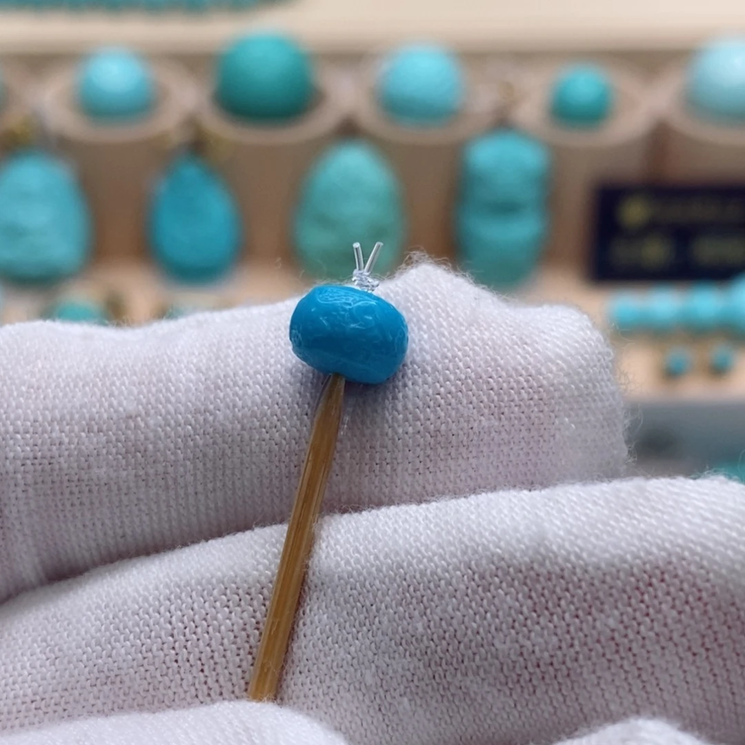 未镶嵌绿松石珠宝奇石