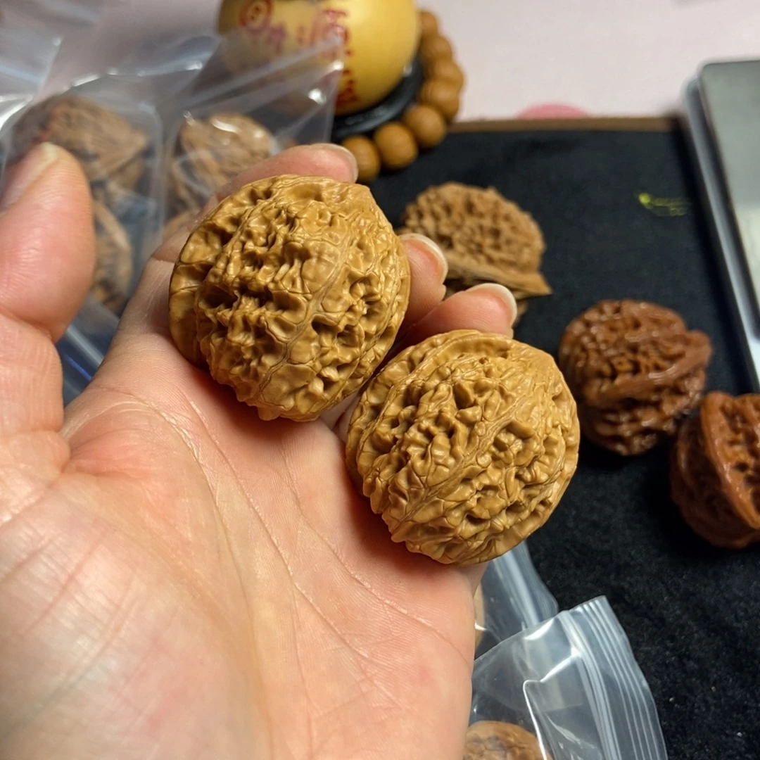 大****桃核吊坠野果子4040