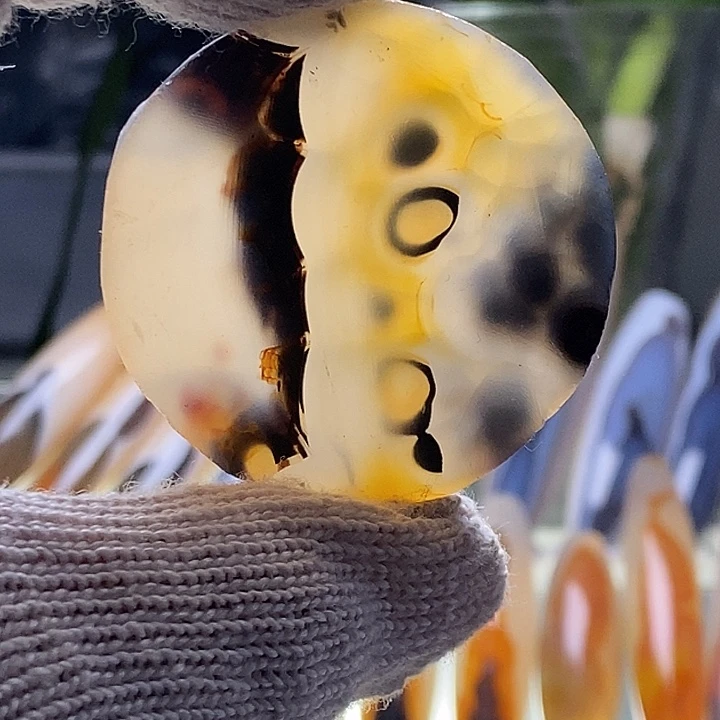 玛瑙/玉髓未镶嵌珠宝半成品83