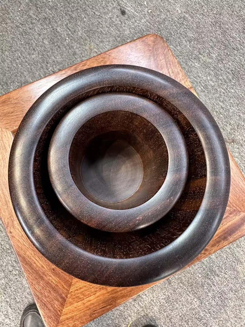 圆形实木底座创意收纳笔筒