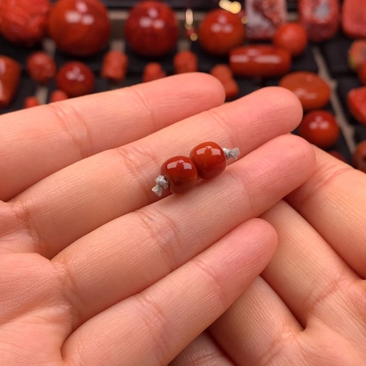 南红玛瑙未镶嵌原矿老型对珠8.3MM