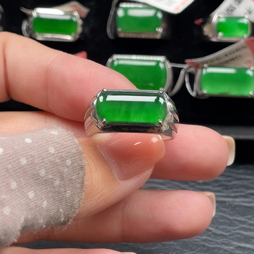 翡翠银S925镶嵌戒指天然A货翡翠没运费险3174