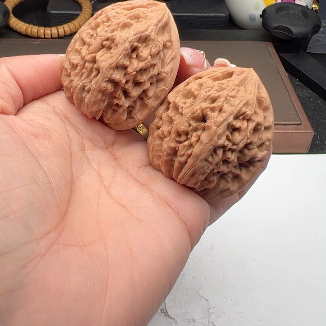 文玩核桃把件虎头王40