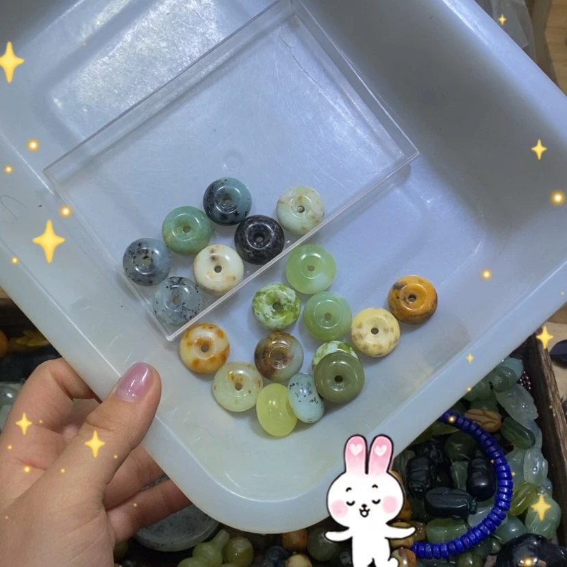 【闪购商品】蛇纹石玉颈饰未镶嵌梦****?71