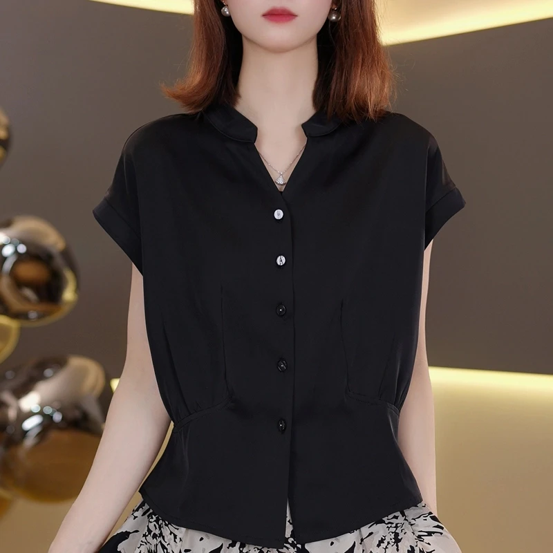 【现货】2025时尚v领短袖T恤女2025新款气质小衫洋气显瘦上衣