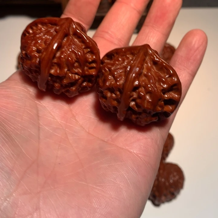 J***冬吊坠桃核玉玺四棱19WCH#00#