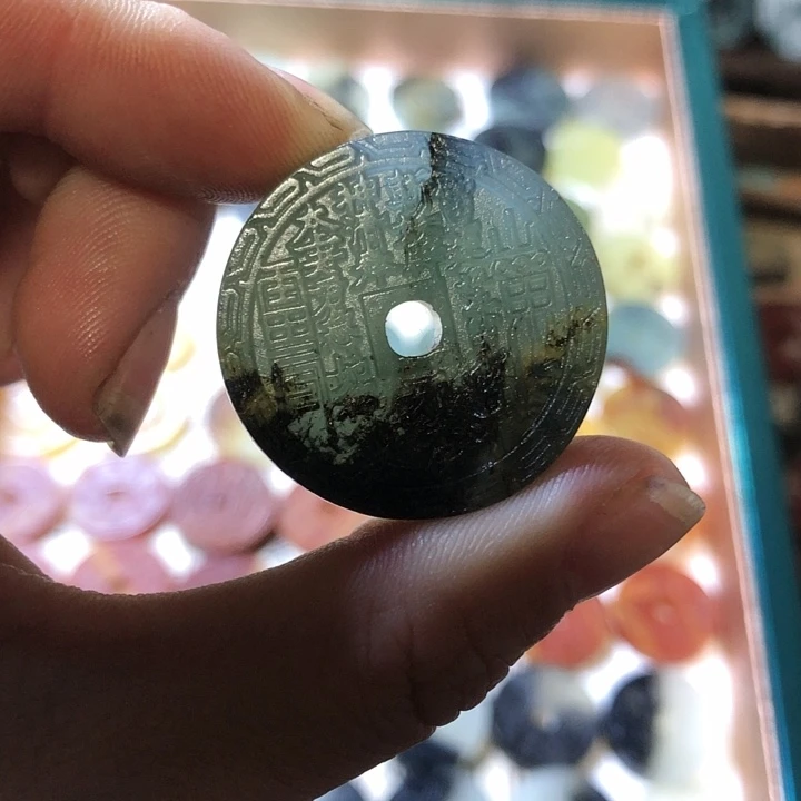 岫玉岫玉挂件未镶嵌