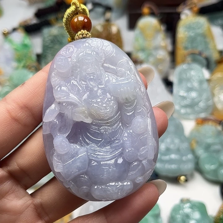 翡翠未镶嵌颈饰财神