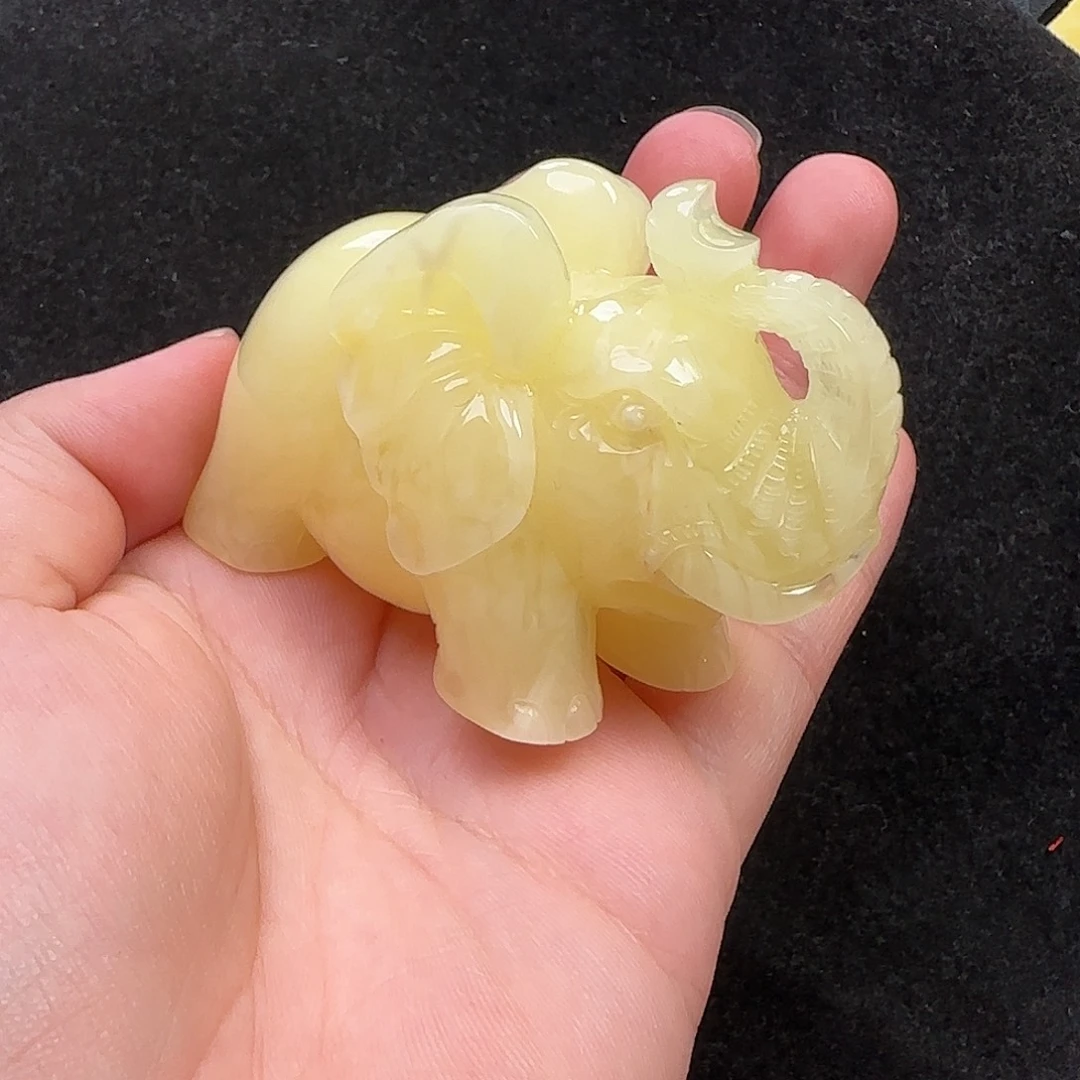 蜜蜡未镶嵌珠宝奇石