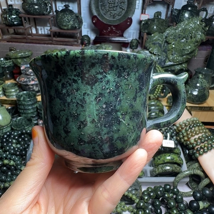 未镶嵌蛇纹石玉咖啡杯