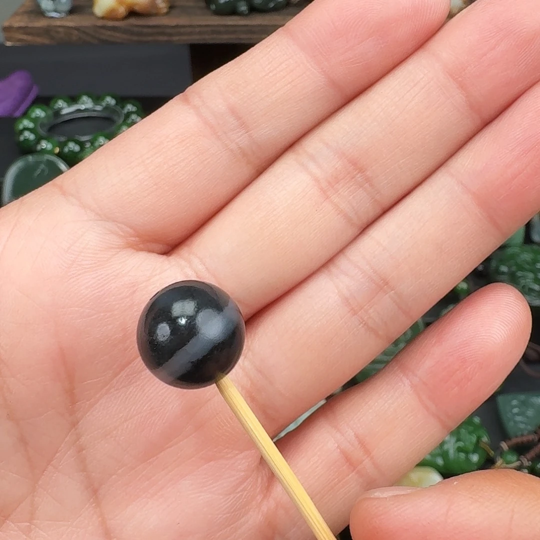 灯***暗和田玉未镶嵌手链