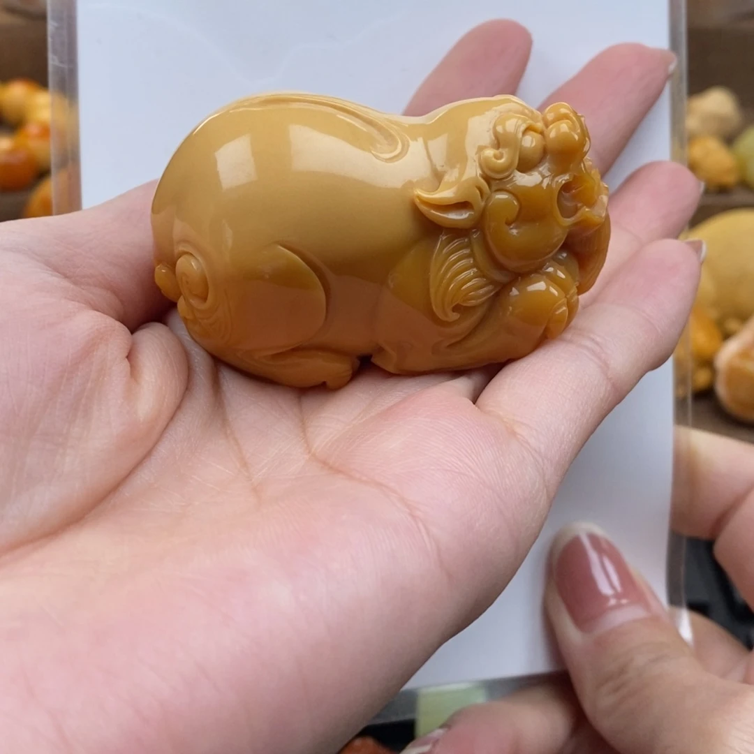 石英质玉颈饰未镶嵌任*林