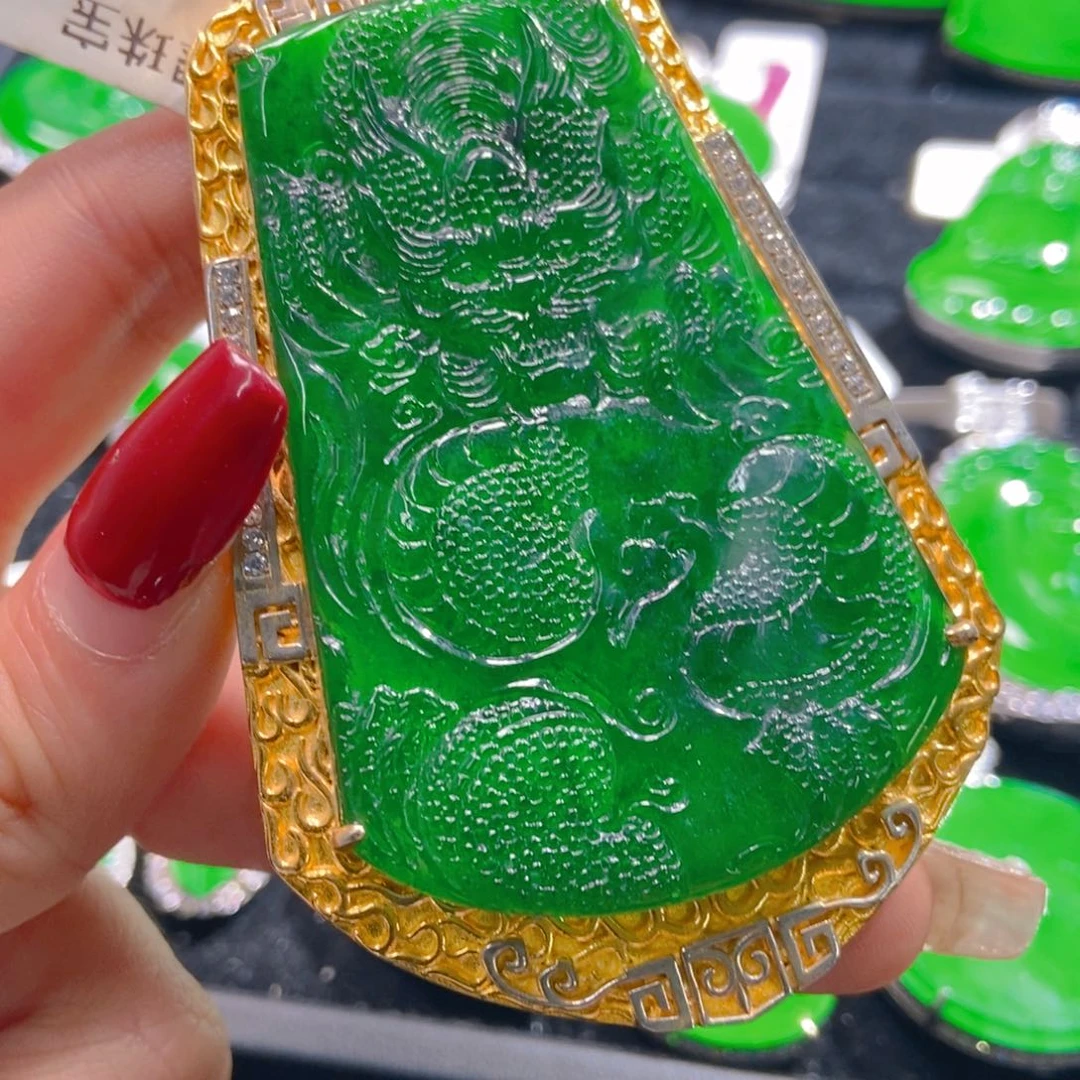 翡翠吊坠(不含链)未镶嵌