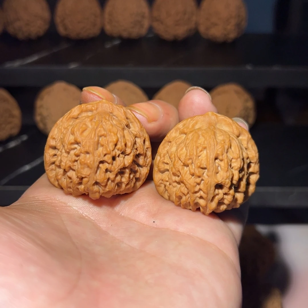 文玩核桃把件39球疆全品（微色差）