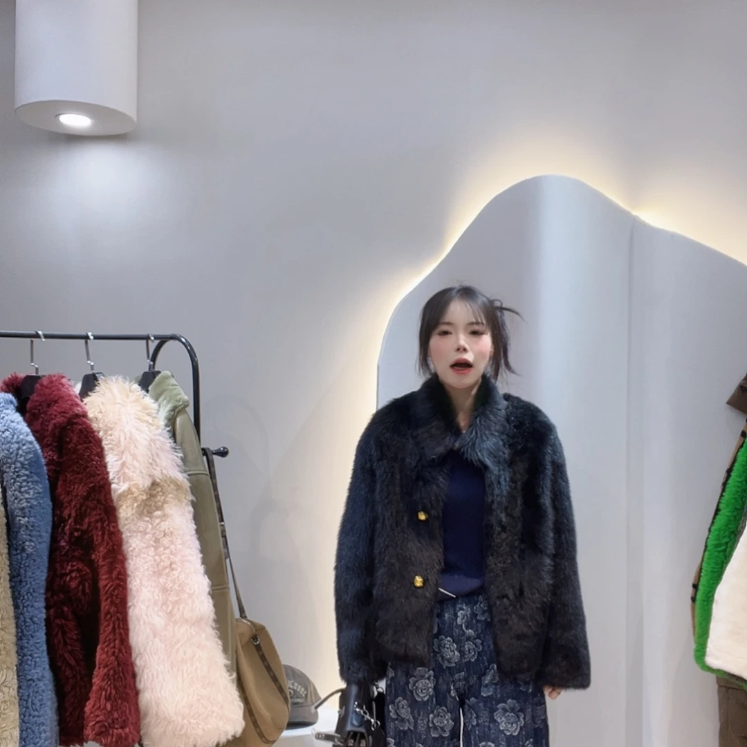 真皮皮毛一体外套222-3233/110斤内