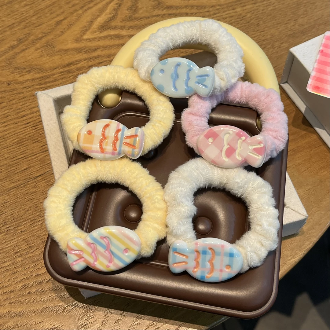 可爱马卡龙小鱼发圈奶呼呼毛绒卡通发绳网红ins风少女头绳发饰