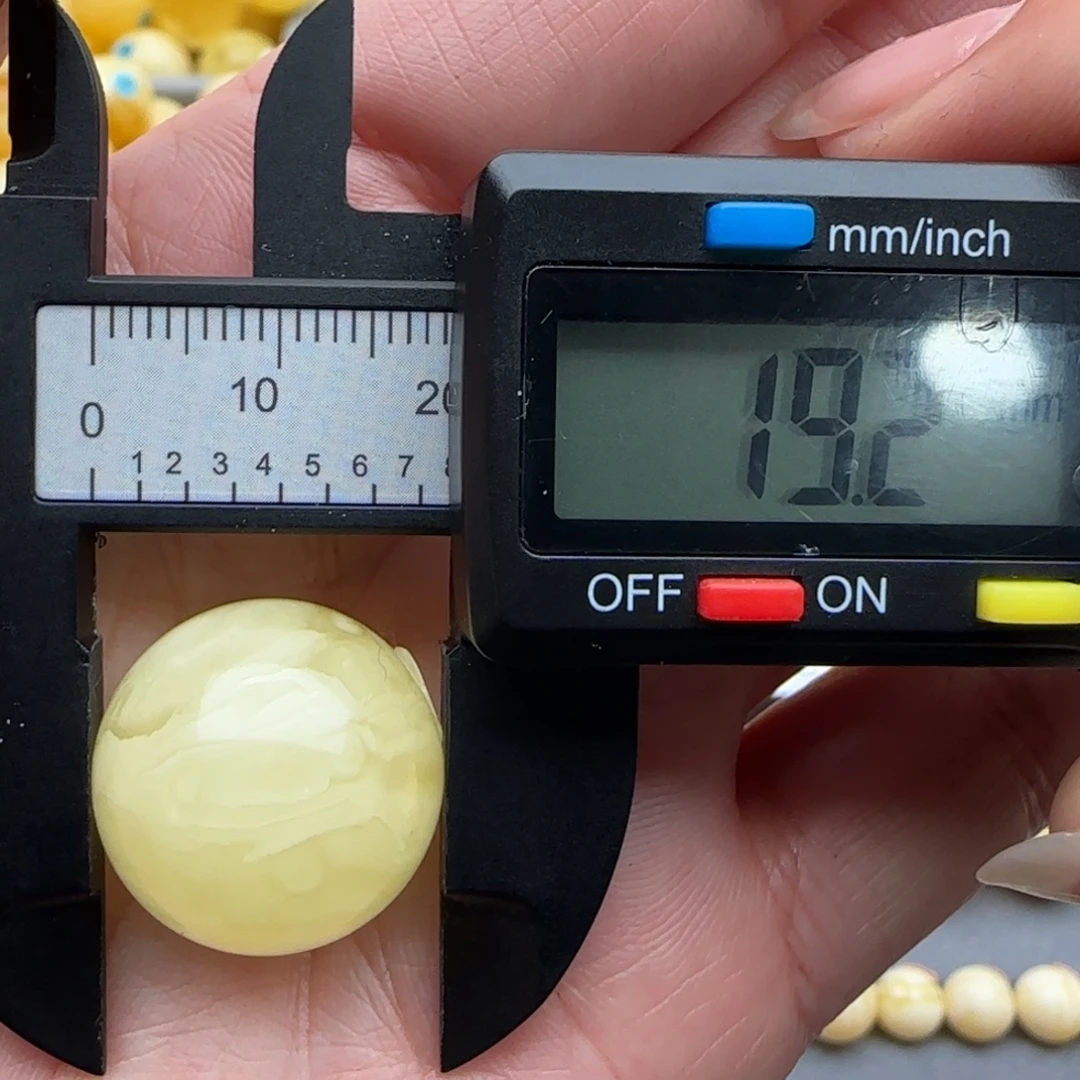 蜜蜡未镶嵌裸石白花珠子