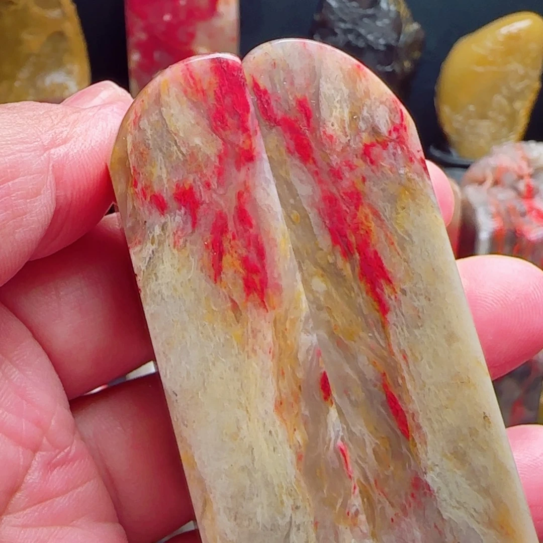 昌化石昌化鸡血石