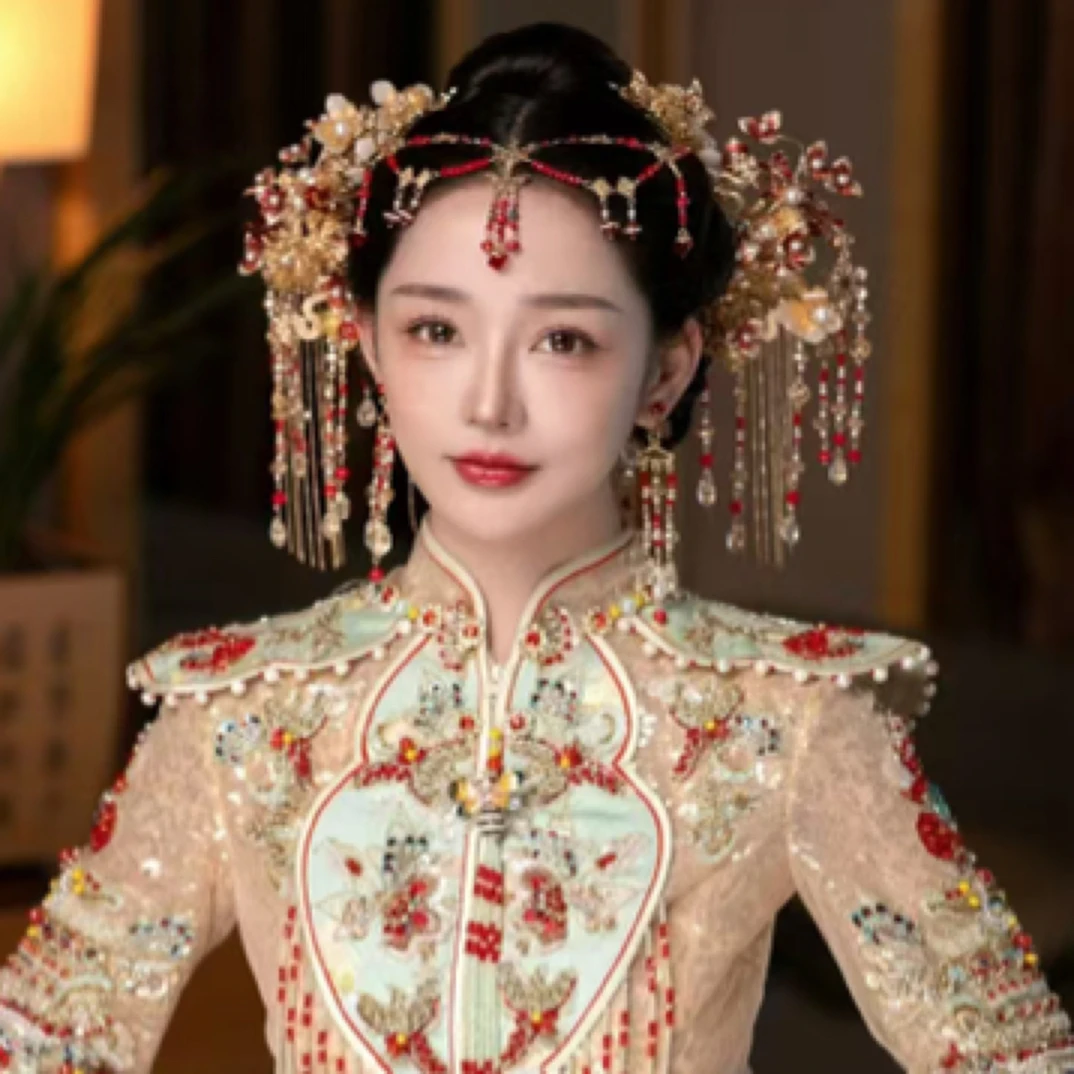 新娘头饰流苏唯风简约奢华气质结婚金色简单皇冠凤冠霞