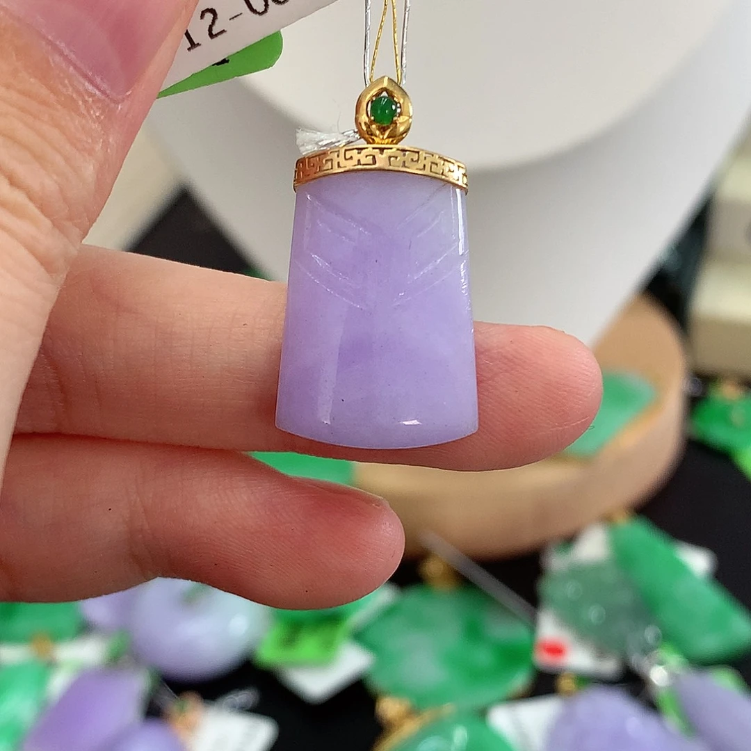 翡翠18K金镶嵌吊坠(不含链)