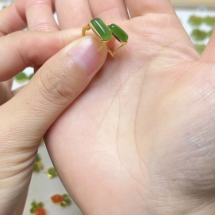 和田玉银S925镶嵌耳饰