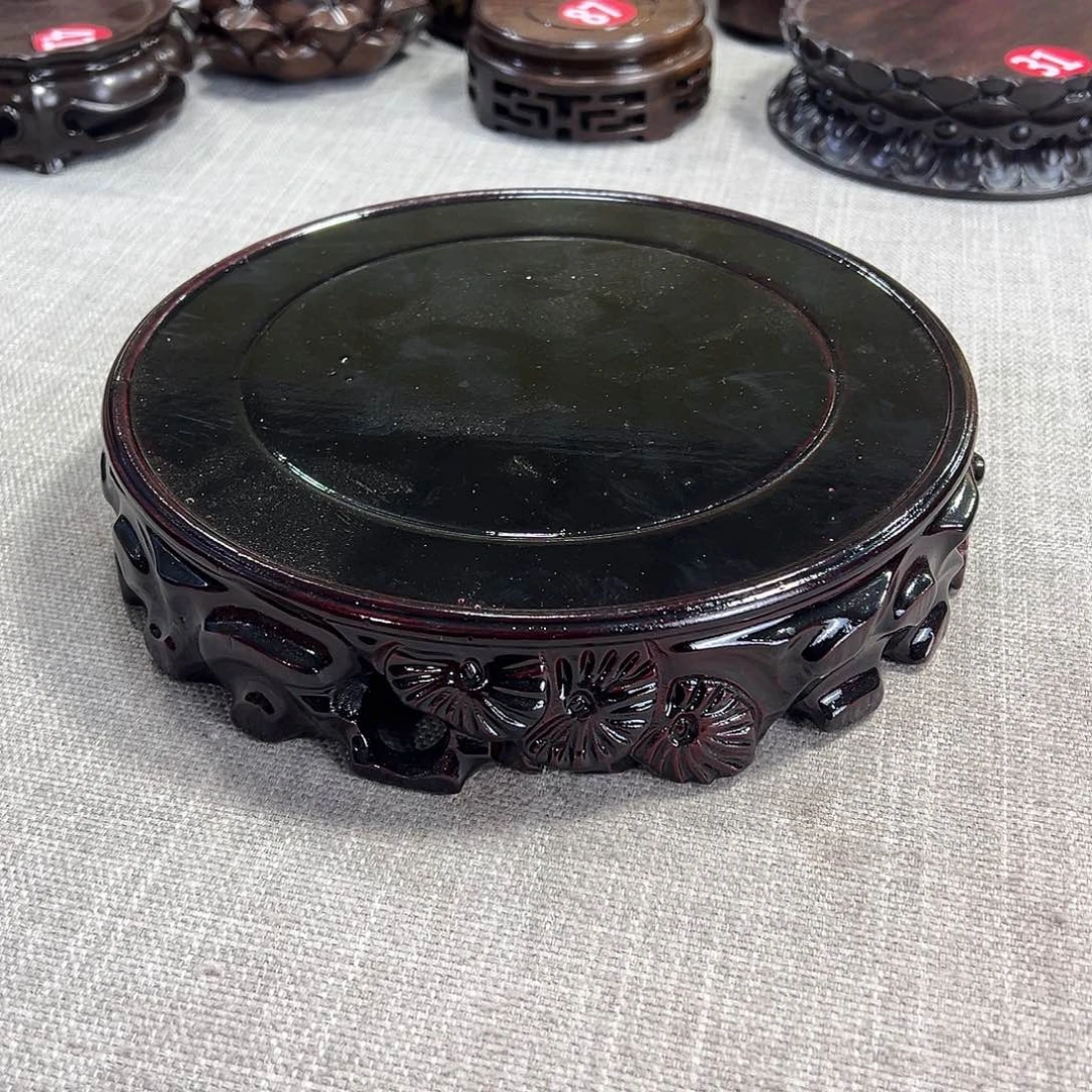 红木底座精雕工艺品