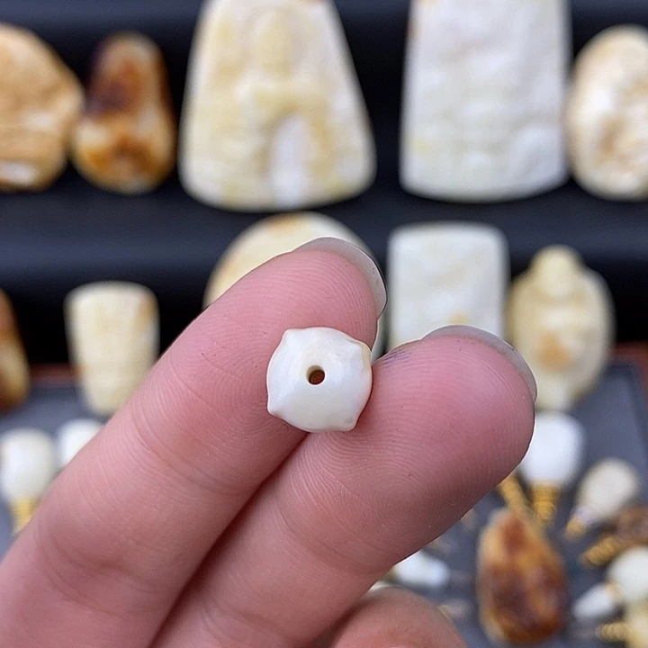 琥珀未镶嵌裸石8特色单珠