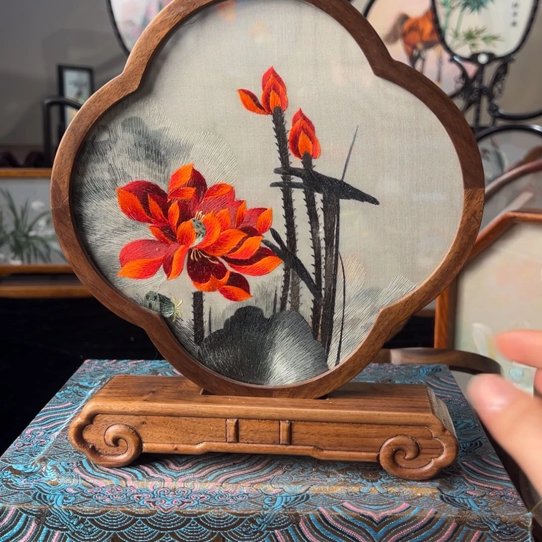 刺绣纯手工刺绣双面绣实木摆件