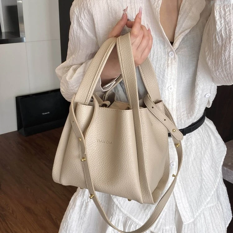 高级感小包包女2025新款春夏手提菜篮子包百搭斜挎包水桶包小拎包