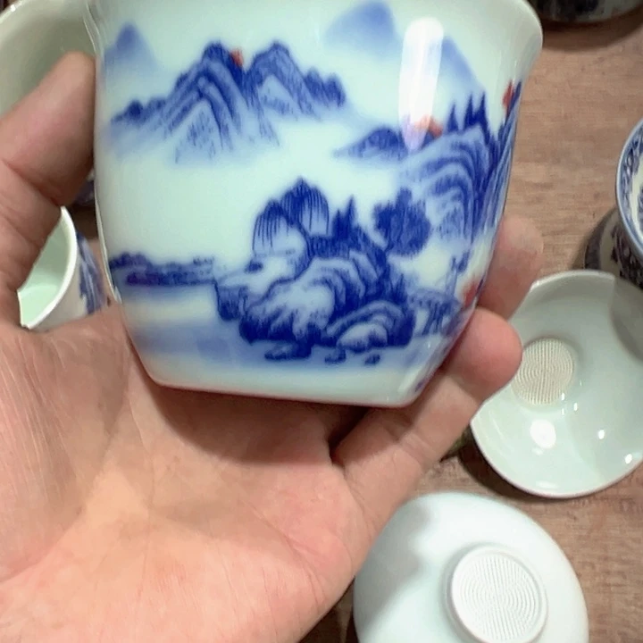瓷片白青花富春山居图旅行公道杯