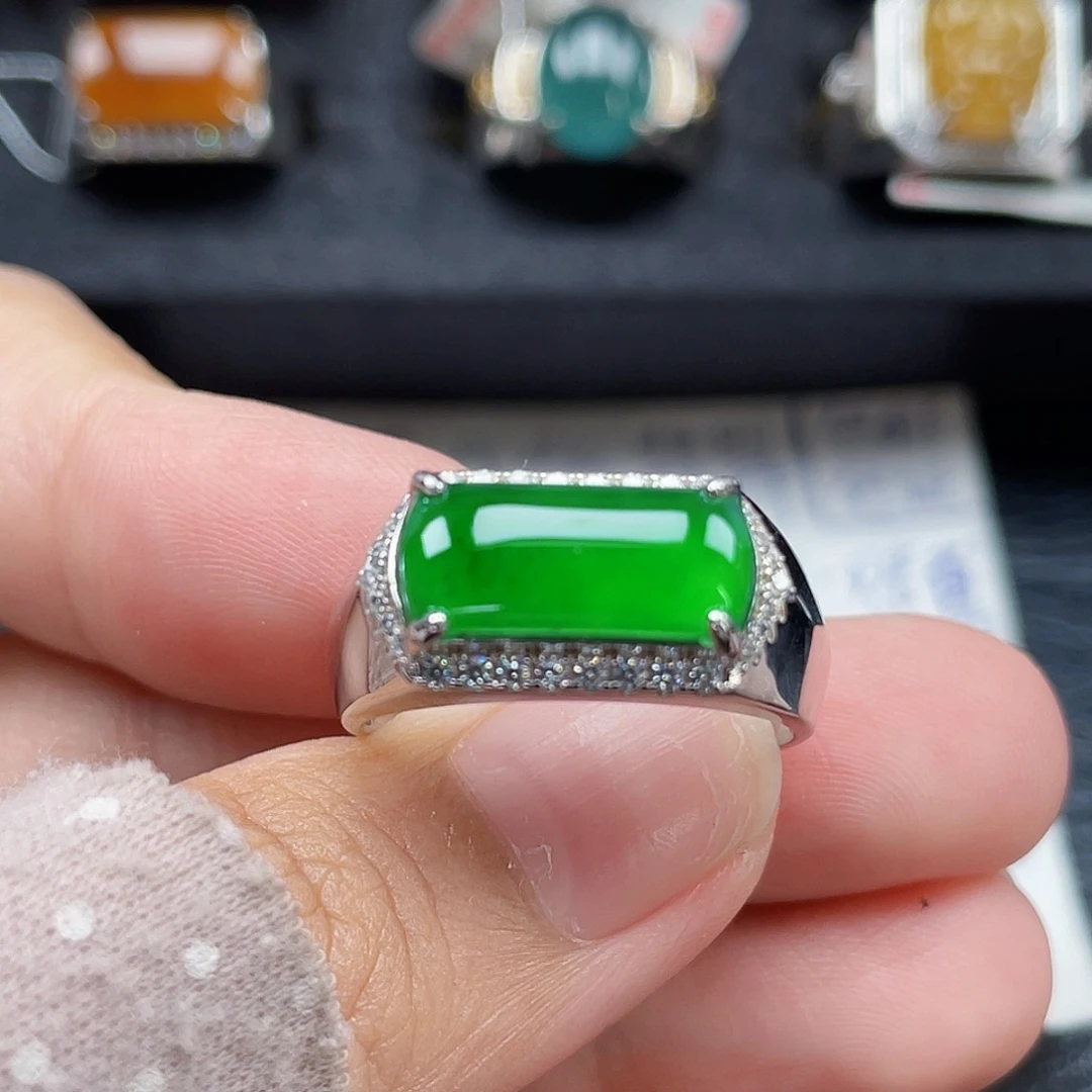 翡翠戒指银S925镶嵌天然a货翡翠没运费险3664