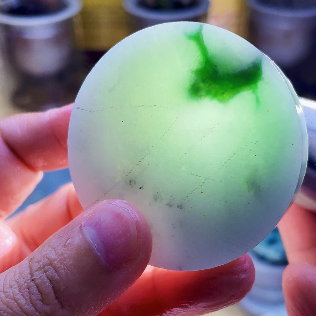 颈饰未镶嵌翡翠毛料36