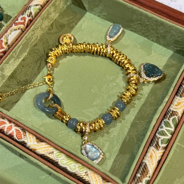 铜合金手链 女款盘缠手串百搭