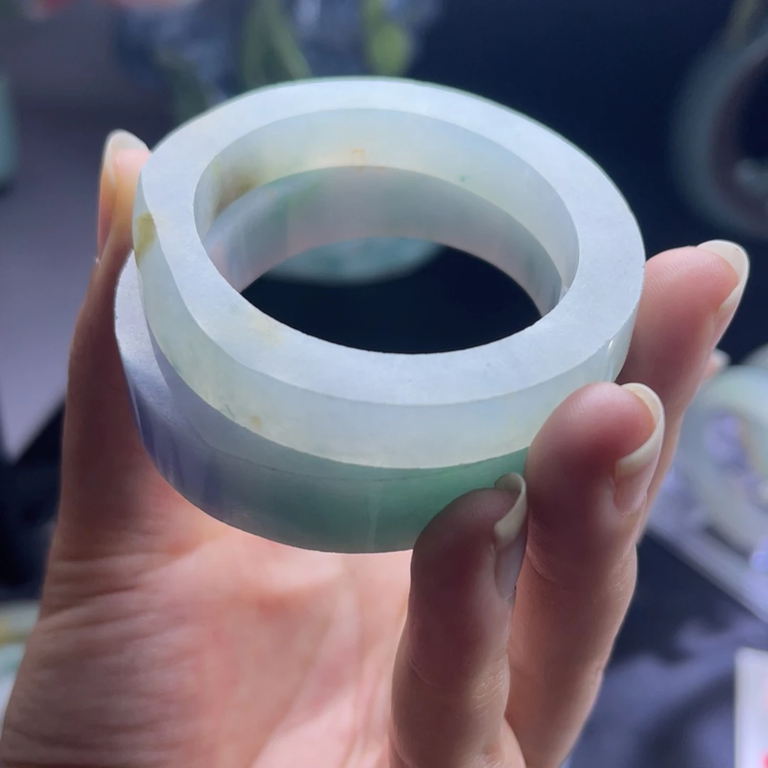 定制翡翠未镶嵌天然翡翠A货手镯