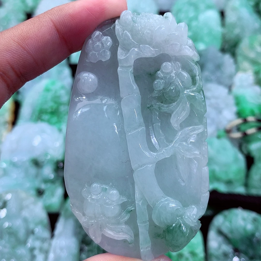 翡翠未镶嵌吊坠(不含链)