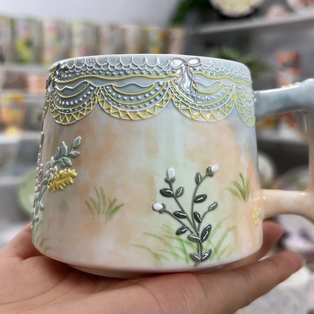 手绘高温釉下彩陶瓷