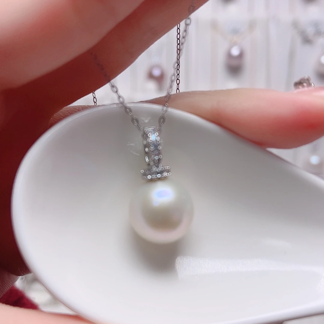 淡水珍珠未镶嵌吊坠(赠链)