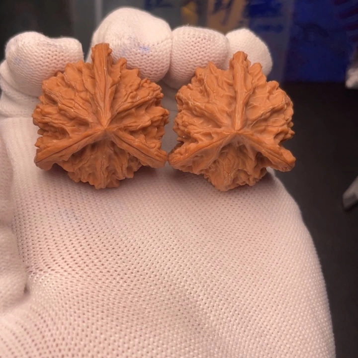 文玩核桃吊坠盘山