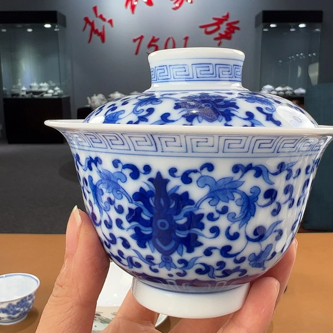 瓷柴窑青花缠枝莲两才盖碗（变形）