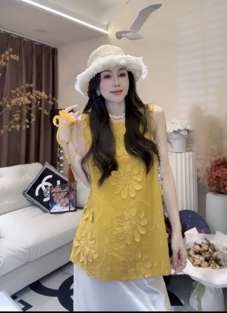 L.X~韩系甜美立体花朵刺绣无袖衬衫女夏季新款减龄宽松上衣6665