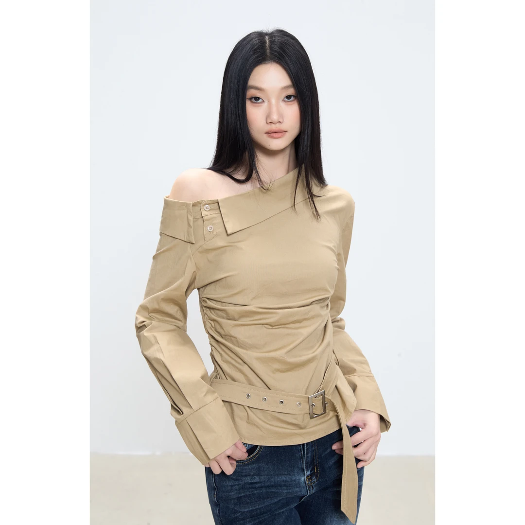 WITHMIN 衬衫女2025新款秋季显瘦收腰纯欲露肩性感斜肩上衣女长袖