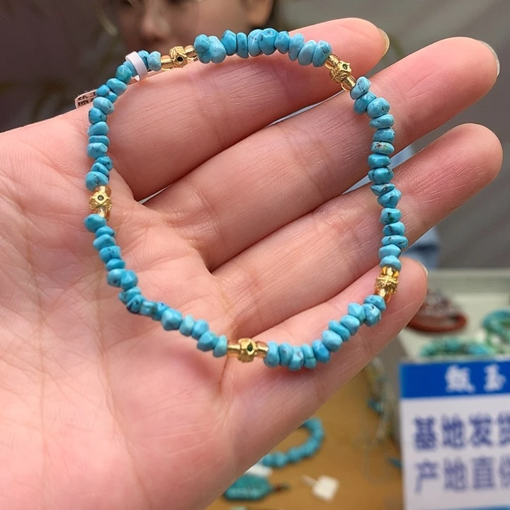 未镶嵌绿松石原矿