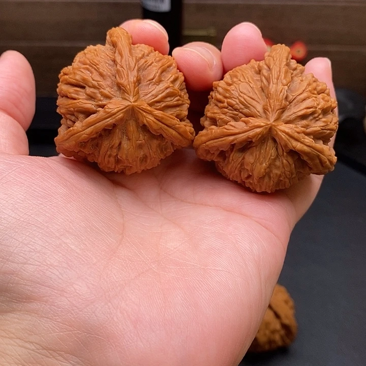有***人把件文玩核桃白奔