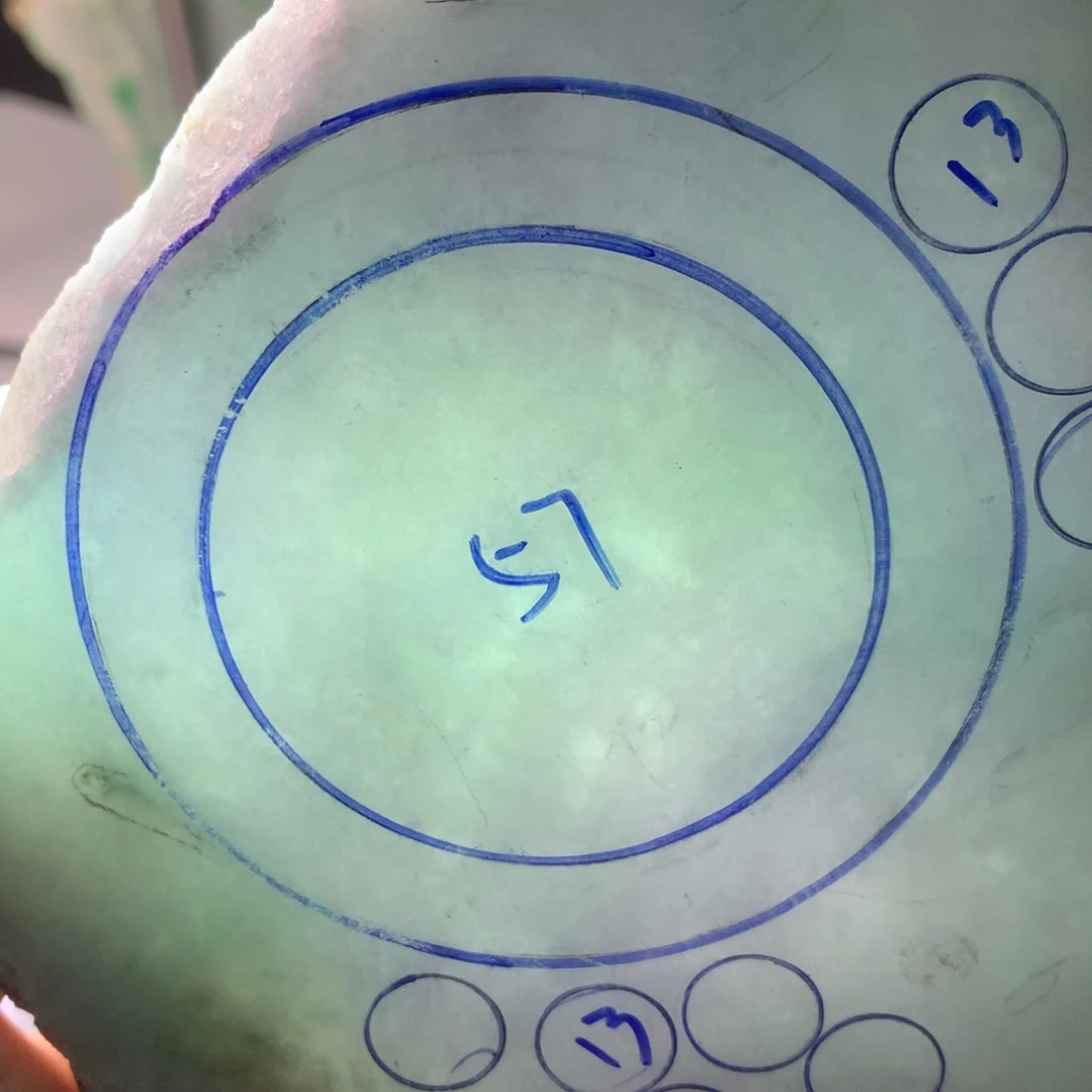 定制翡翠未镶嵌翡翠手镯