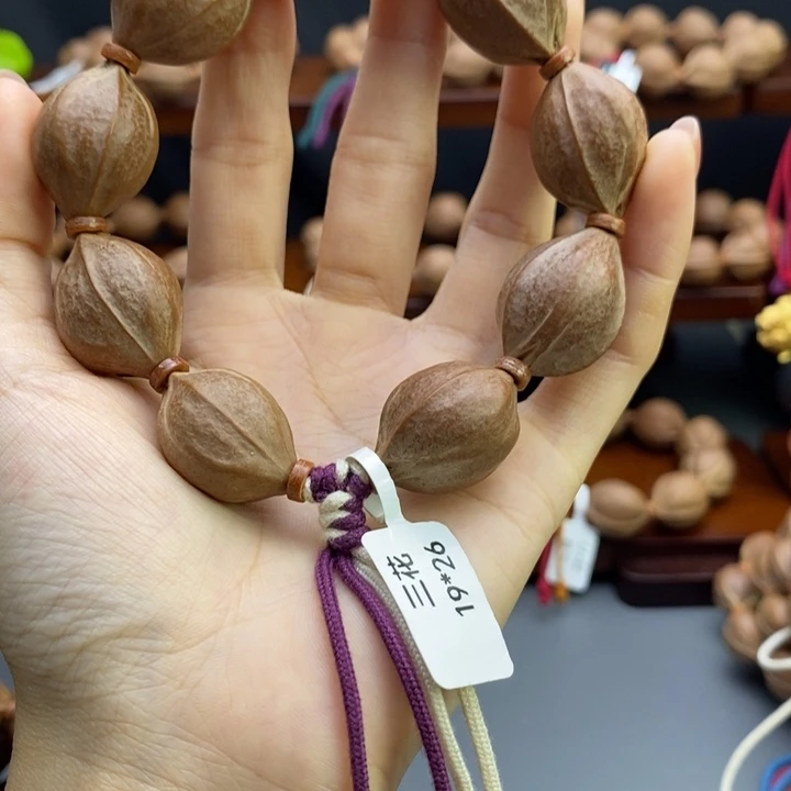 南***师吊坠橄榄核111111111