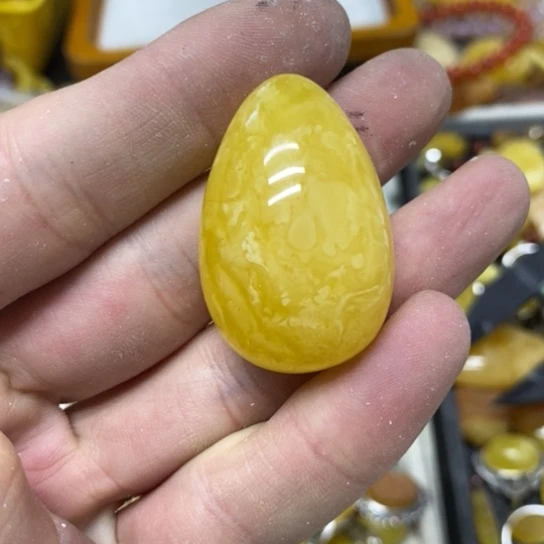 蜜蜡裸石未镶嵌吊坠