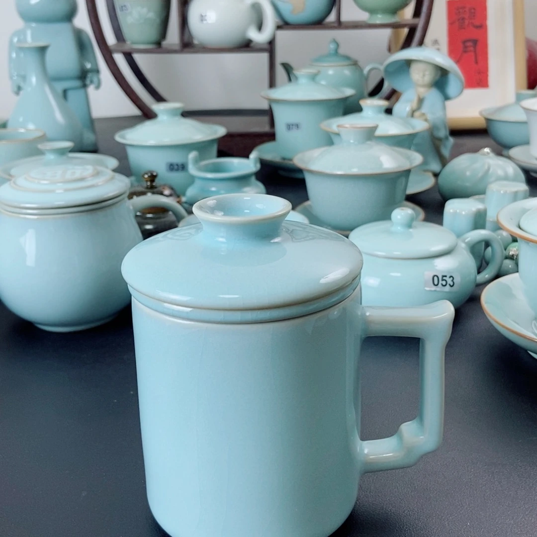 郑***壮壶一级品天青釉办公杯